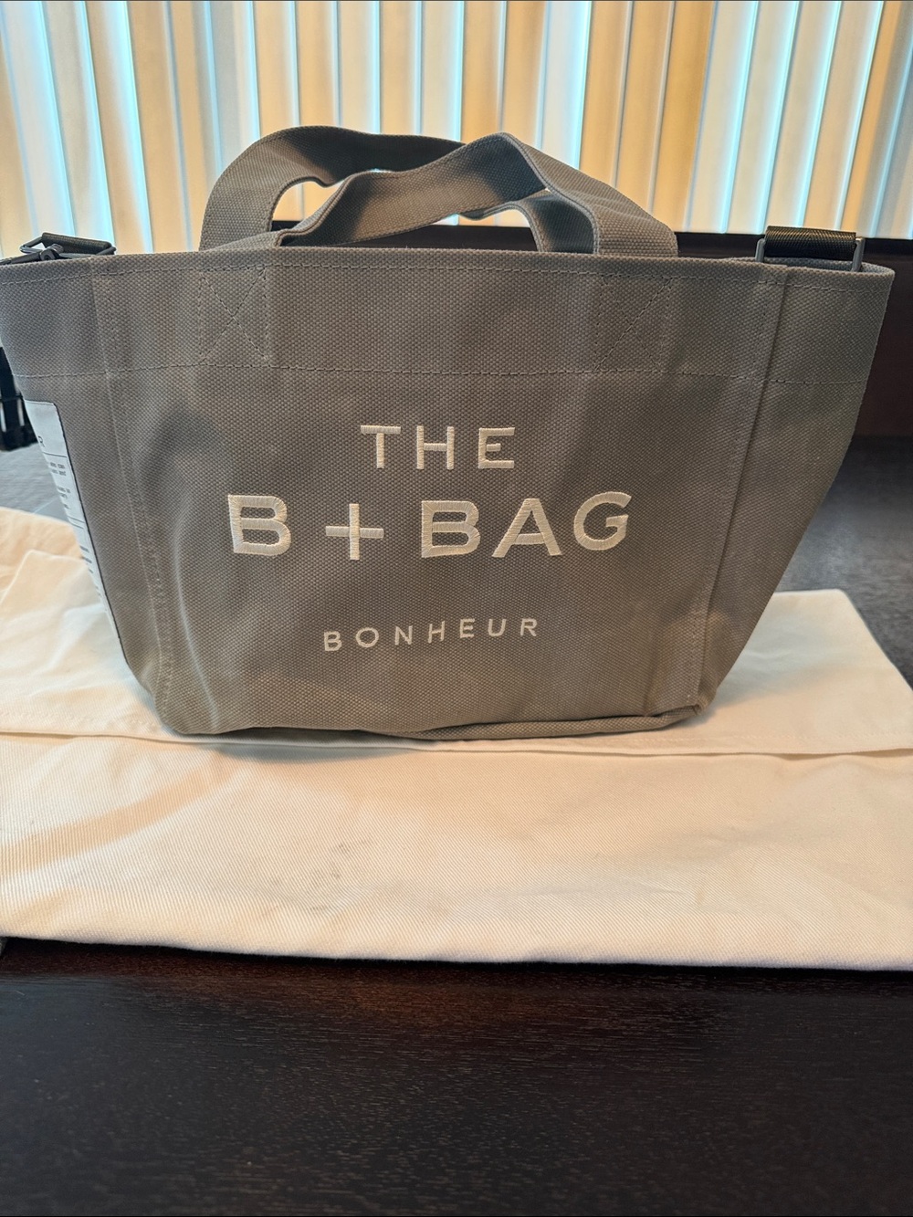 Bonheur Small Tote in Gray